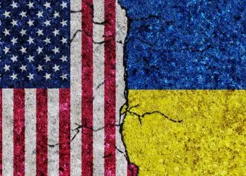 Трамп планирует депортировать 200 000 украинцев