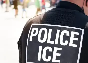 ICE будет задерживать иммигрантов независимо от судимостей