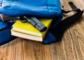 школьника отчислили