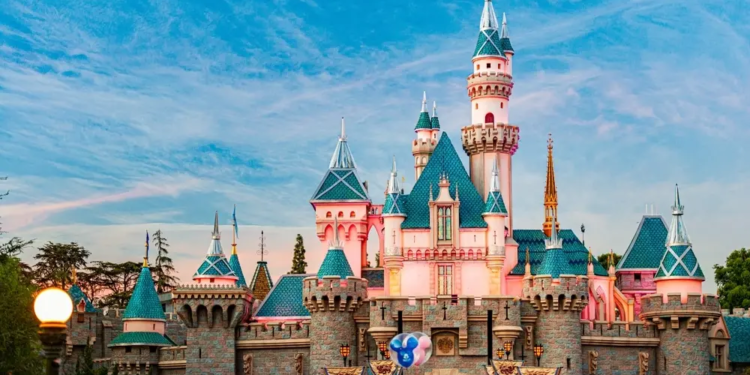 Первая смерть в истории Disneyland