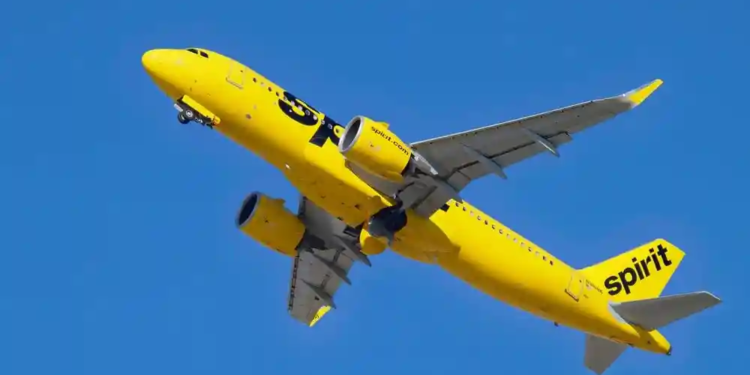 Spirit Airlines обанкротилась