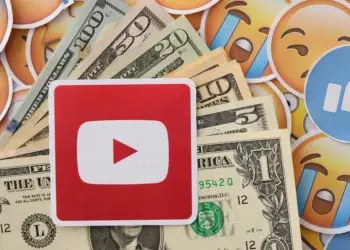 YouTube выплатит пользователям по $20