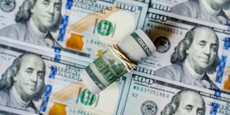 Трамп пообещал раздать американцам по $2000