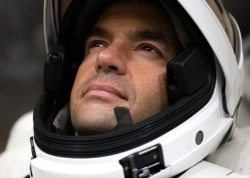 Джаред Айзекман администратор NASA на фоне коммерческого космоса