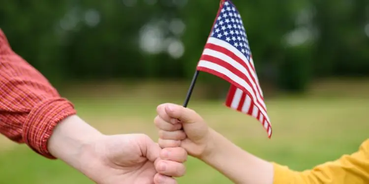 Достаточно ли паспорта США, чтоб подтвердить гражданство ребенка?