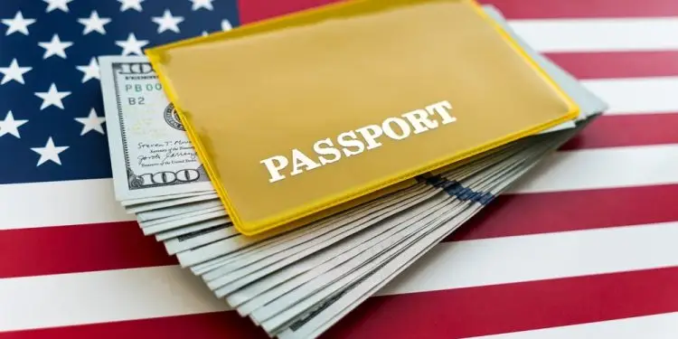 Мигрантов в США могут заставить платить $1000 за подачу на убежище
