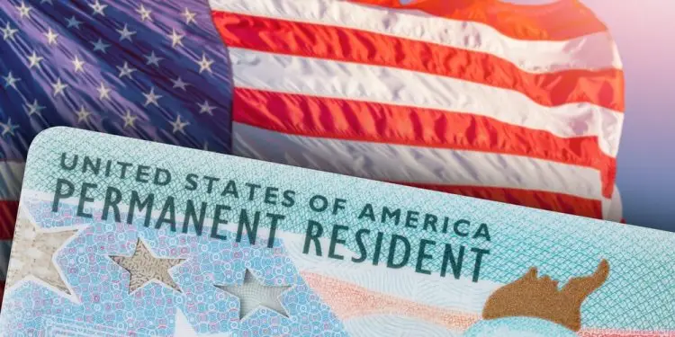 Служба гражданства и иммиграции США (USCIS)