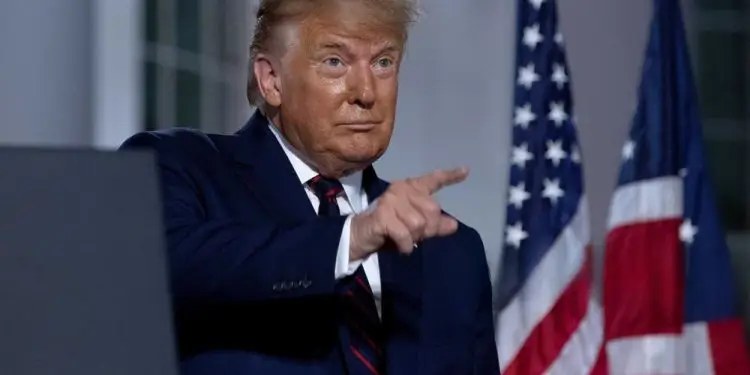 враждебность к Трампу
