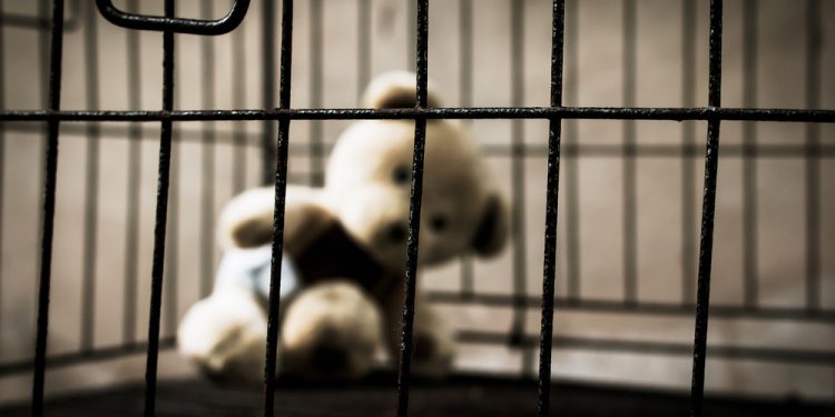 ICE арестовала 6-летнего мальчика с лейкемией
